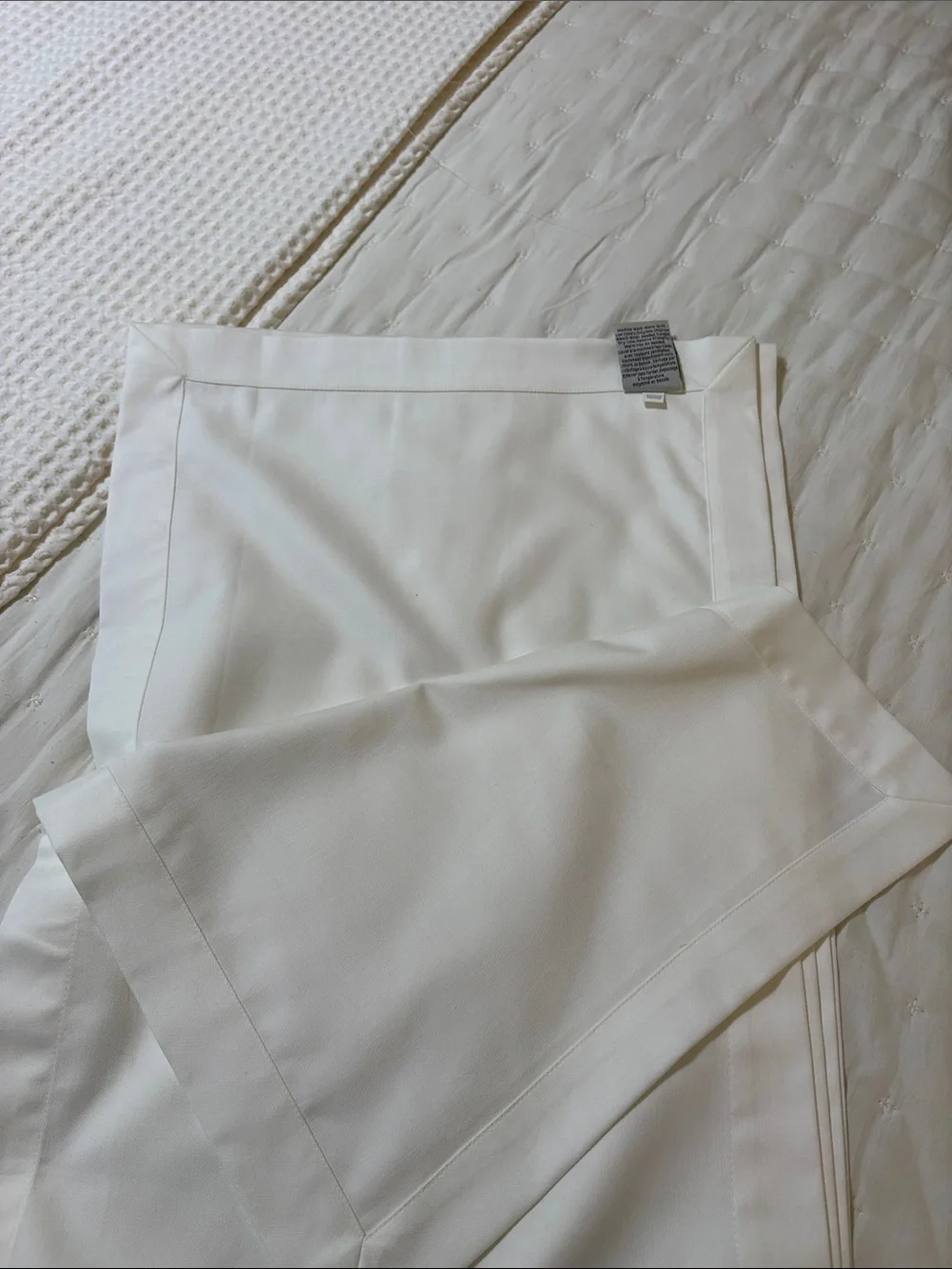 Pottery Barn NWOT White 16” C126” Table Runner - 100%Cotton